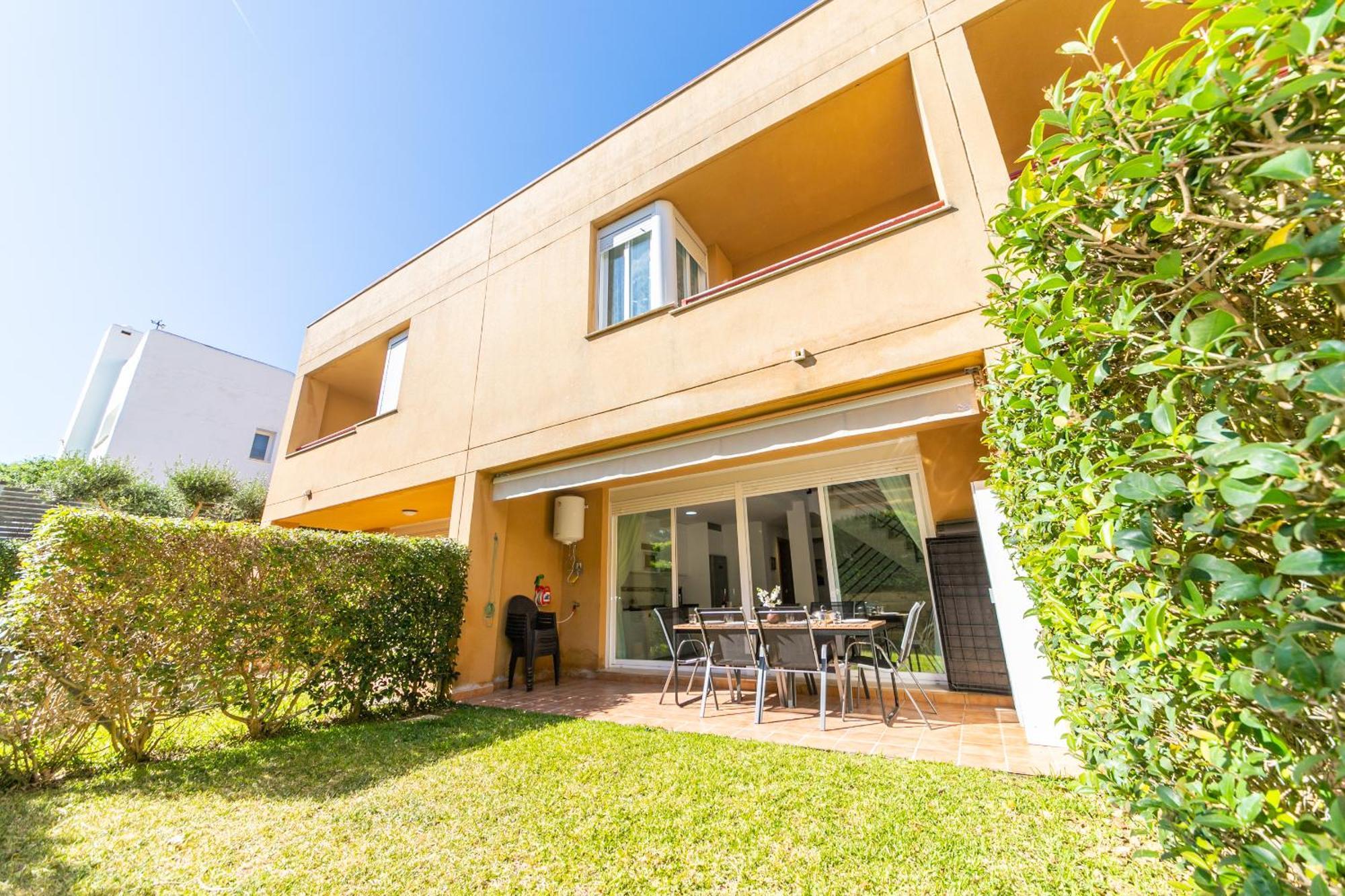 Magnífico duplex renovado con piscina garaje y jardín, frente a la playa de los Caños de Meca. Los Canos De Meca Exterior foto